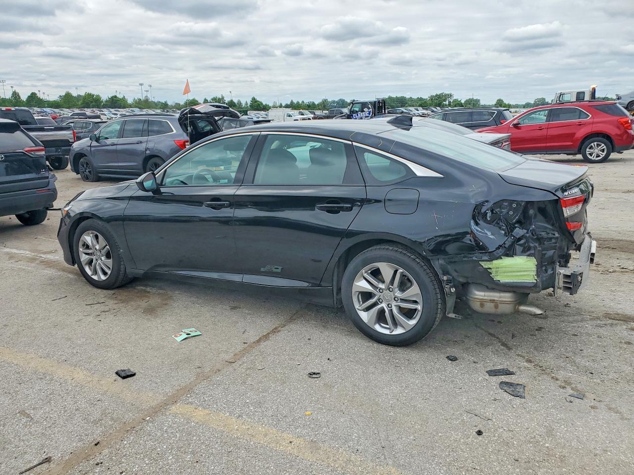 2019 Honda Accord Lx - zdjęcie 2