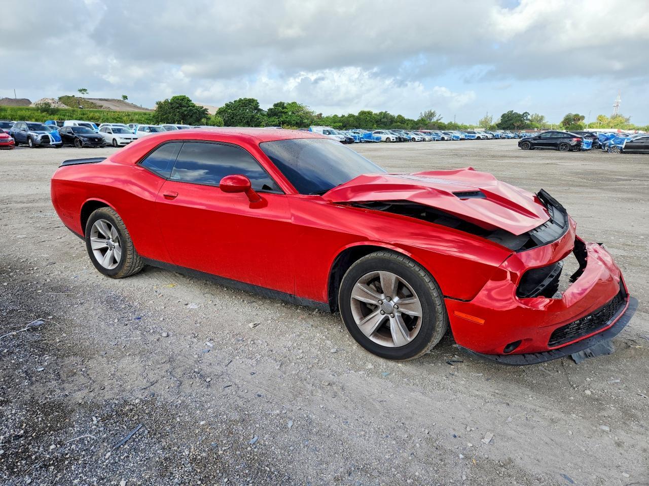 2023 Dodge Challenger Sxt - zdjęcie 4