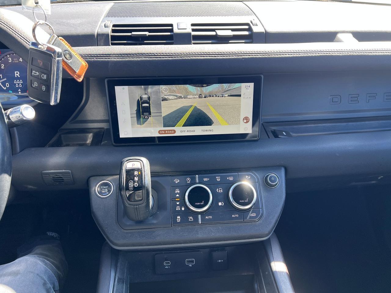 2021 Land Rover Defender 110 X-Dynamic Se - zdjęcie 10