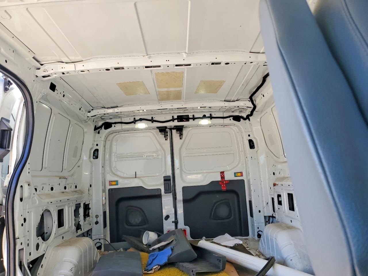 2018 Ford Transit T-250 - zdjęcie 10