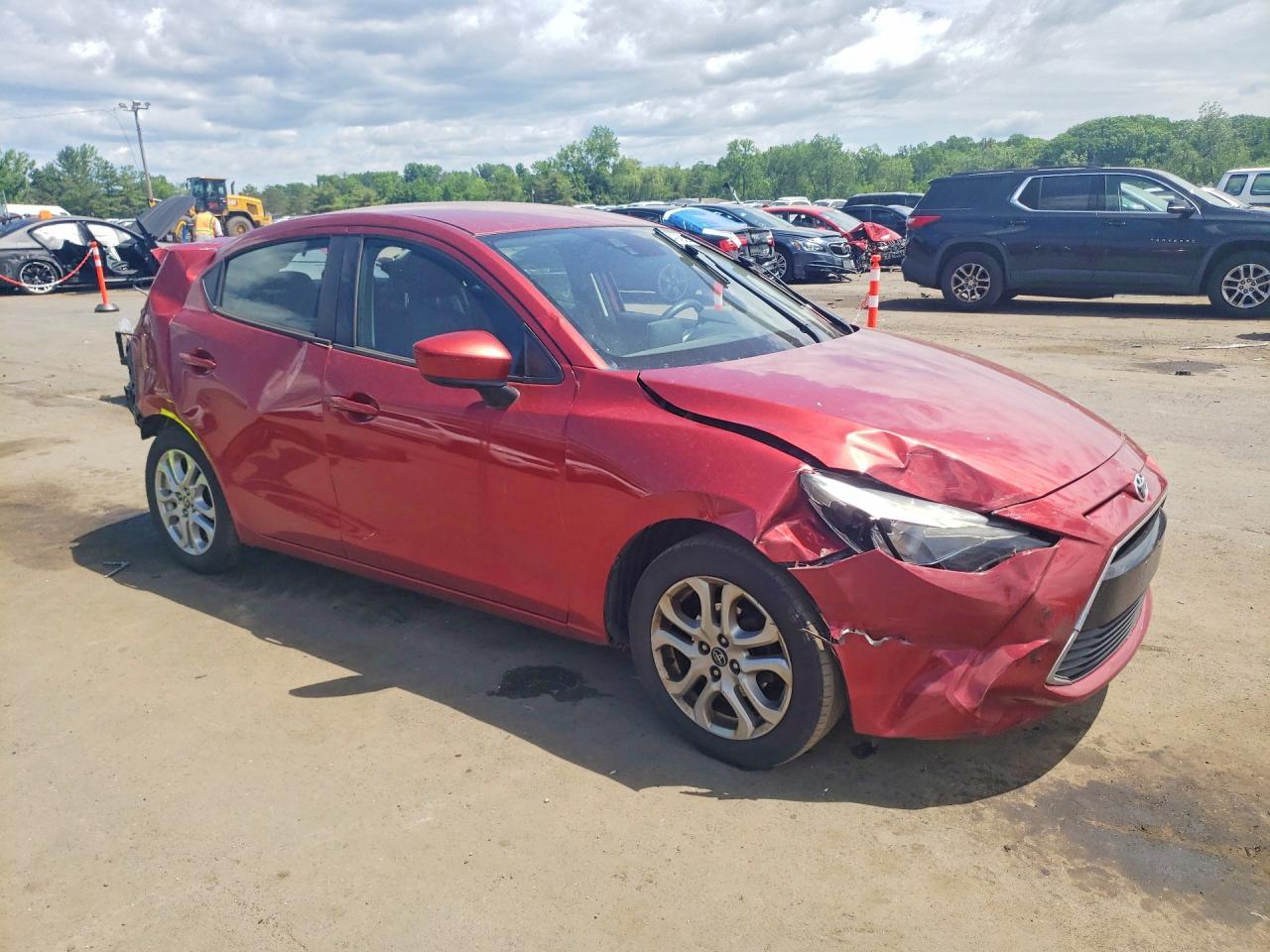 2017 Toyota Yaris Ia Base - zdjęcie 4