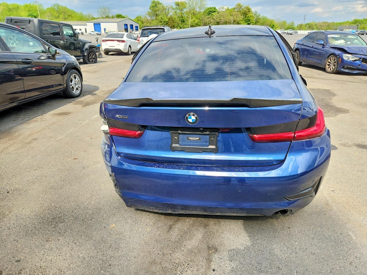 2021 BMW 330Xi - zdjęcie 6