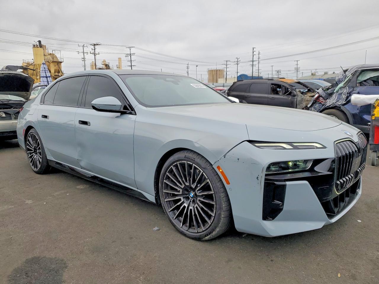 2025 BMW 740 I - zdjęcie 4