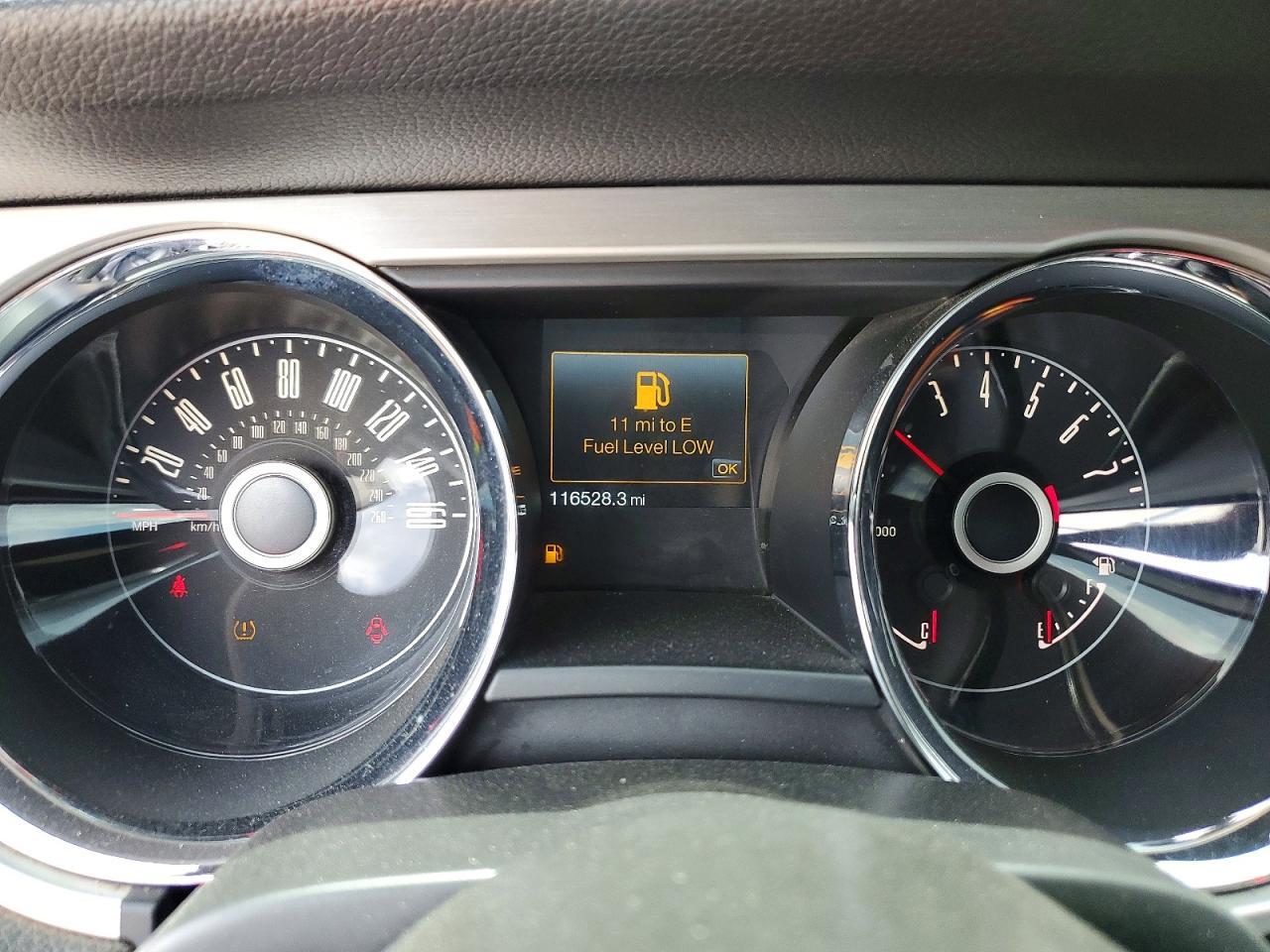 2014 Ford Mustang - zdjęcie 9