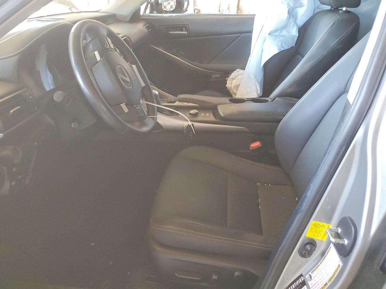 2019 Lexus Is - zdjęcie 7