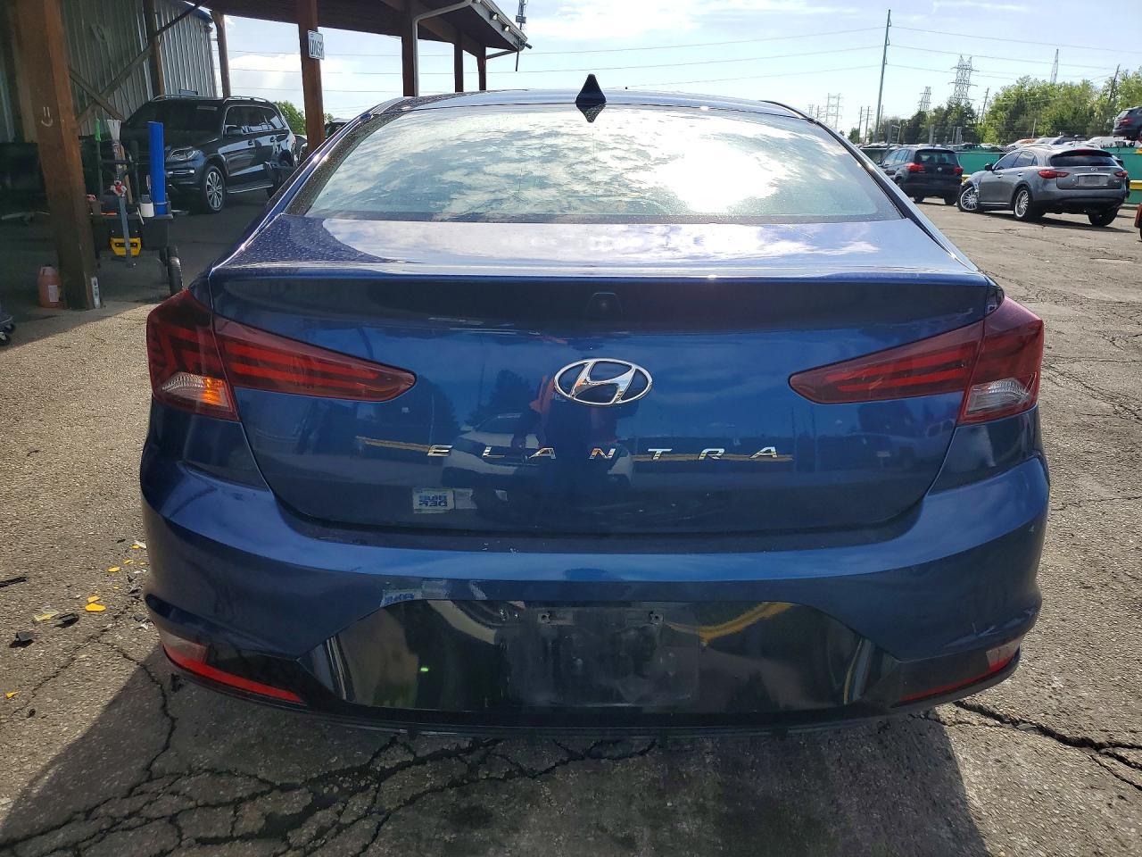 2020 Hyundai Elantra Sel - zdjęcie 6