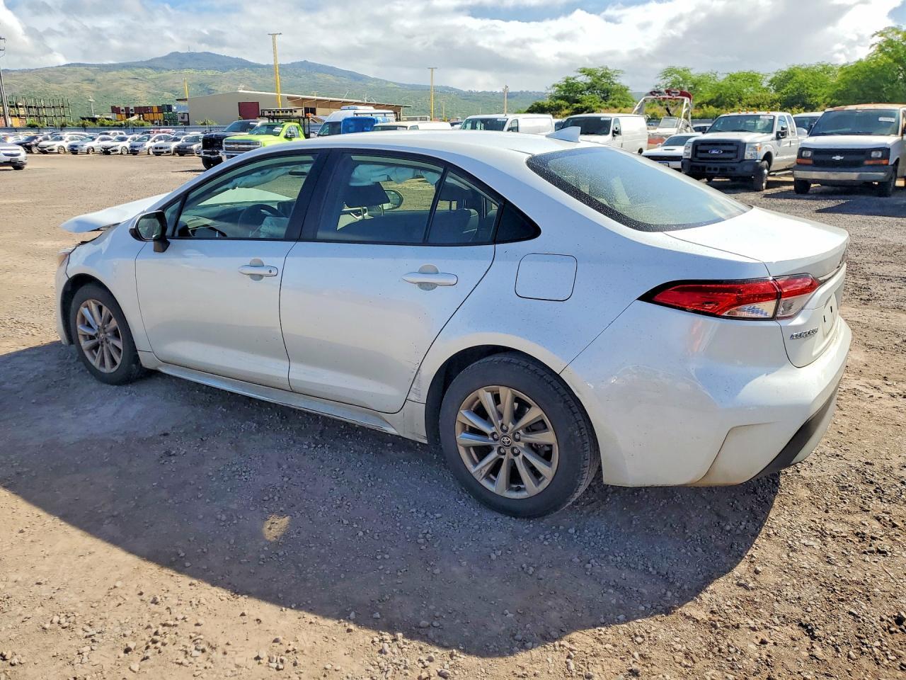 2023 Toyota Corolla Hybrid Le - zdjęcie 2
