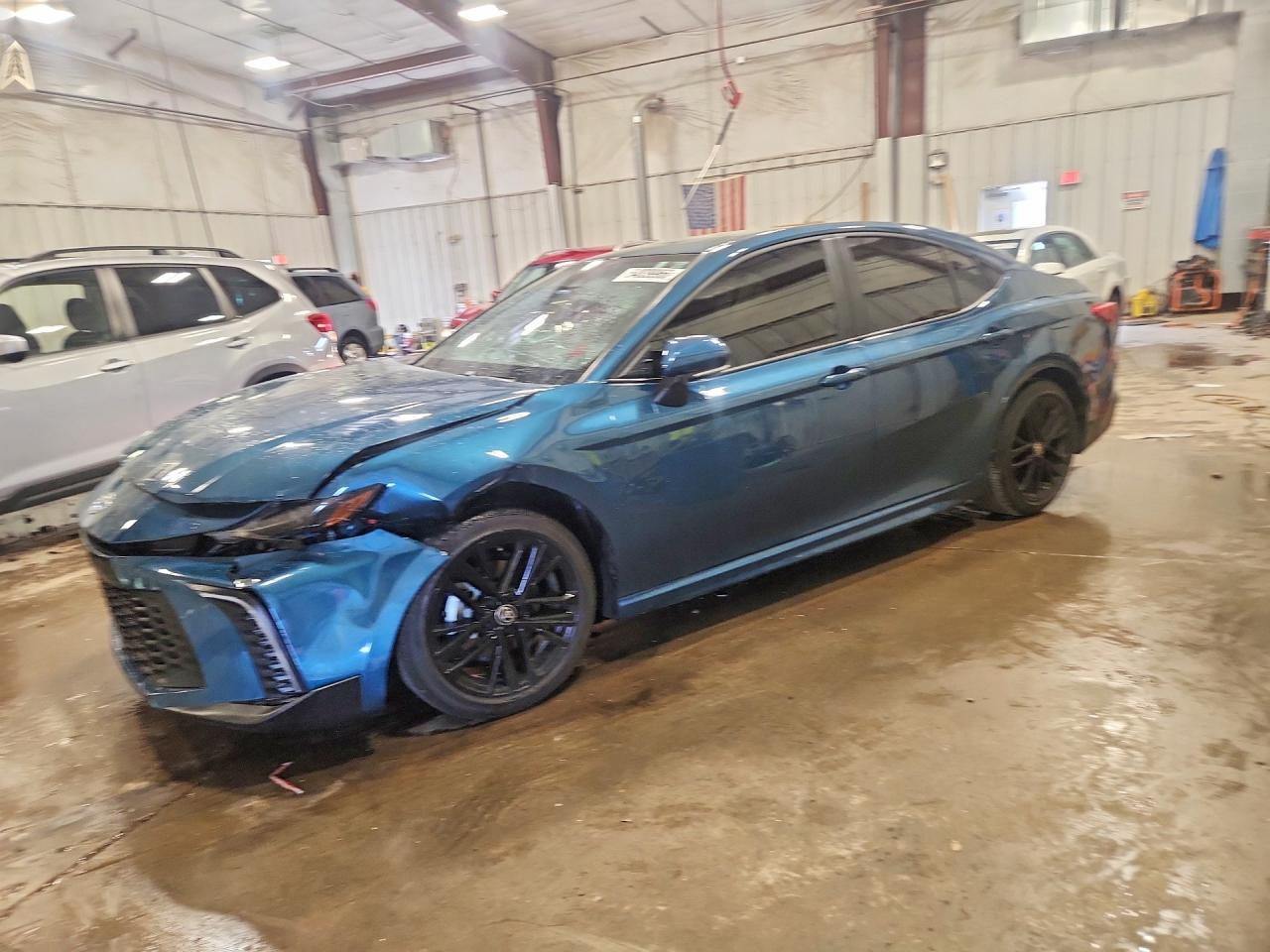 2025 Toyota Camry Xse - zdjęcie główne