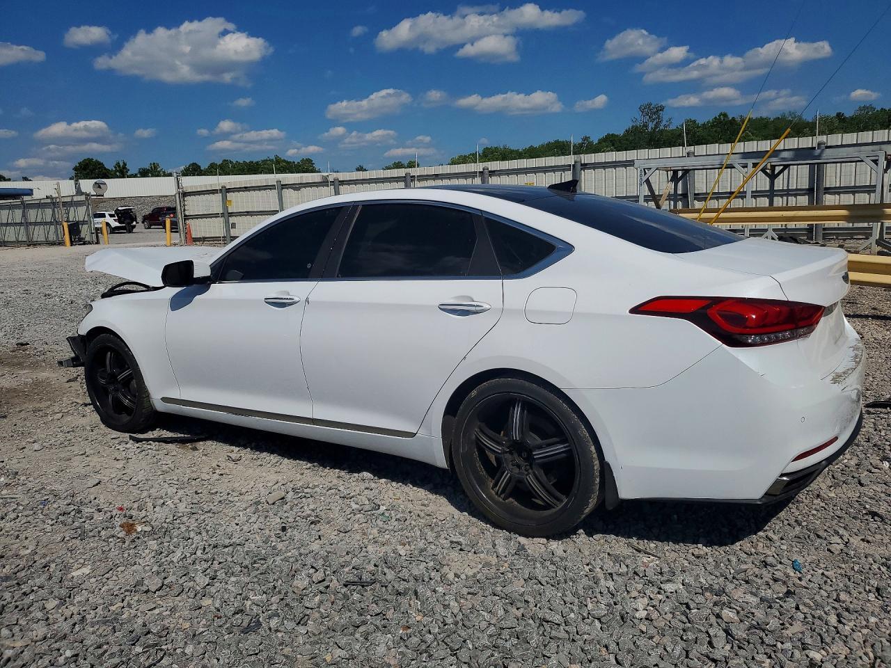 2015 Hyundai Genesis 3.8L - zdjęcie 2