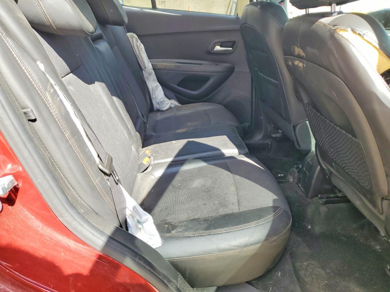 2021 Chevrolet Trax 1Lt - zdjęcie 11