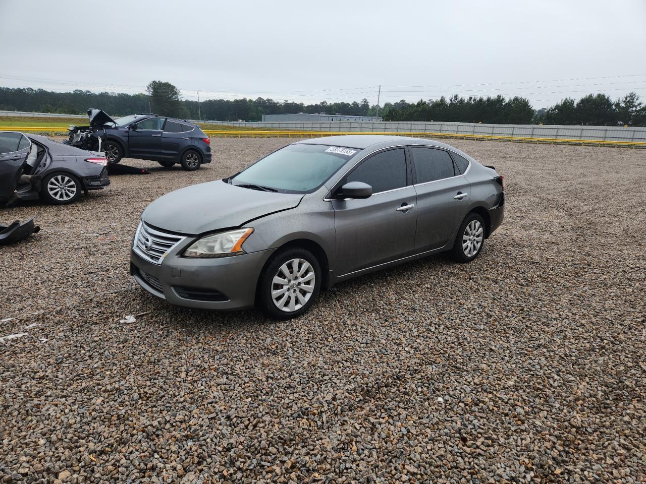 2015 Nissan Sentra S - zdjęcie główne