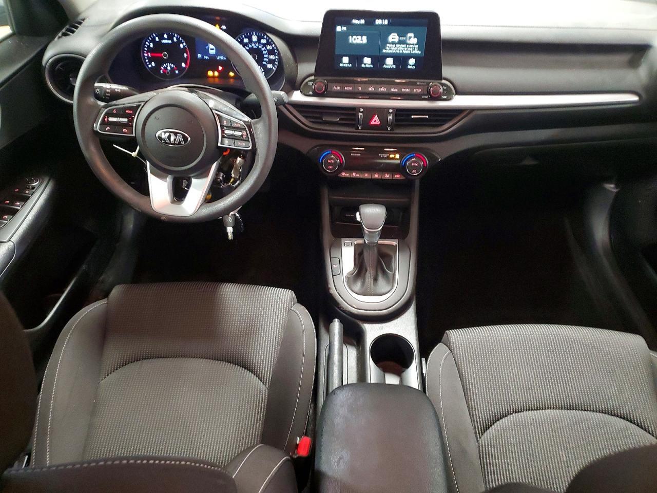 2019 Kia Forte Lxs - zdjęcie 8