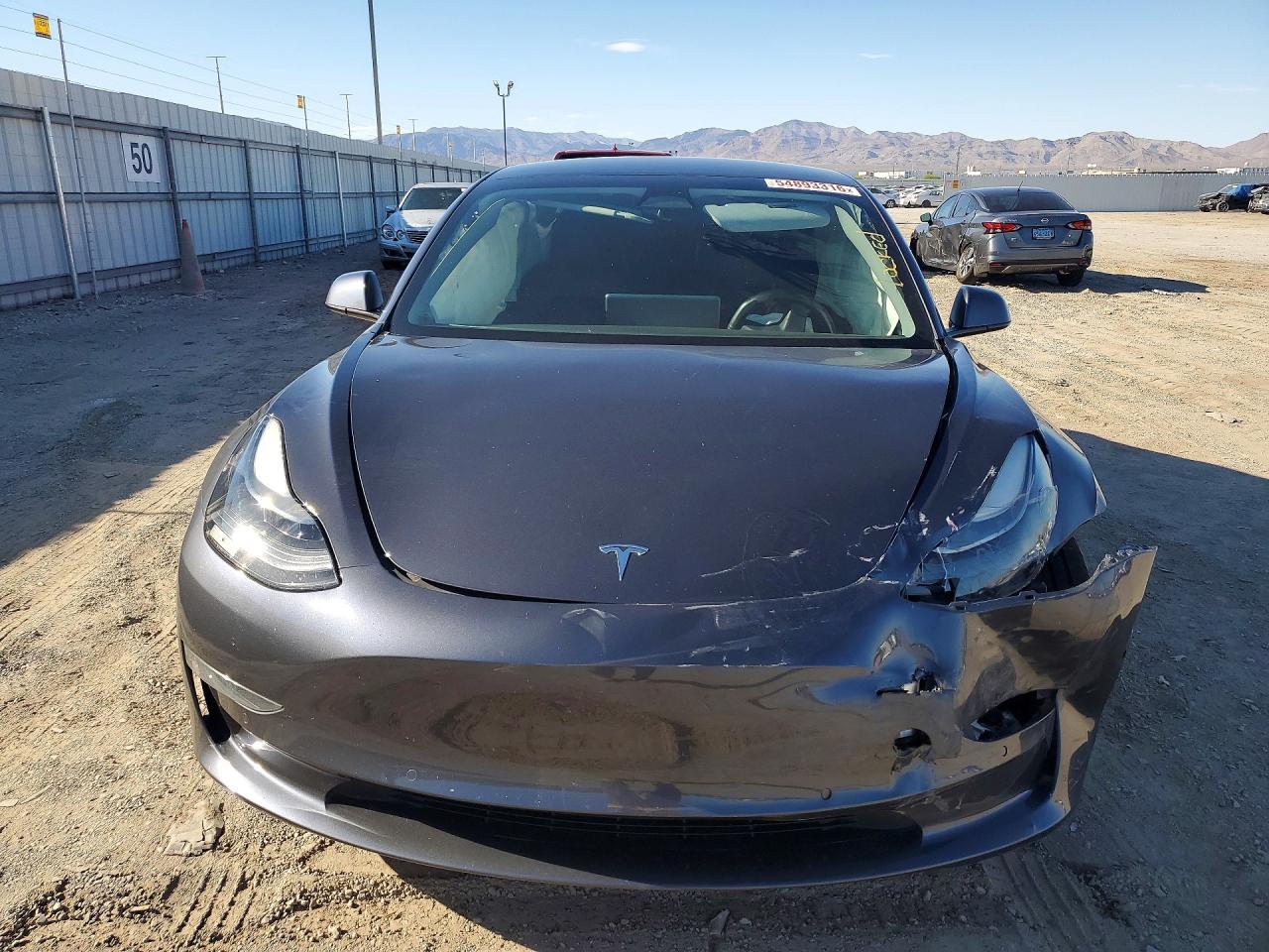 2022 Tesla Model 3 - zdjęcie 5