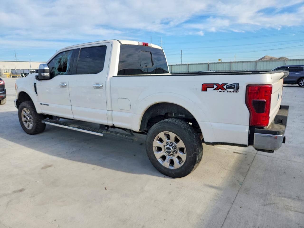 2017 Ford F250 Super Duty - zdjęcie 2