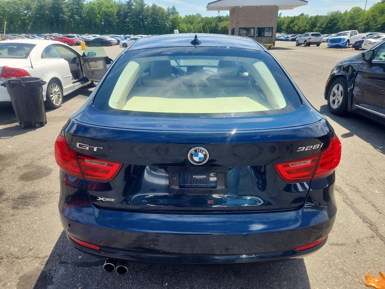 2014 BMW 328 Xigt - zdjęcie 6