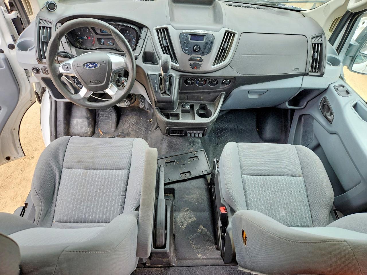 2016 Ford Transit T-250 - zdjęcie 8