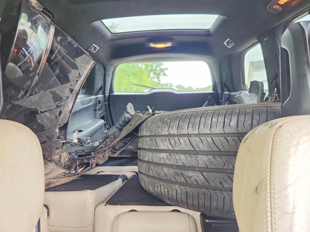 2014 Mercedes-Benz Gl 550 4Matic - zdjęcie 10