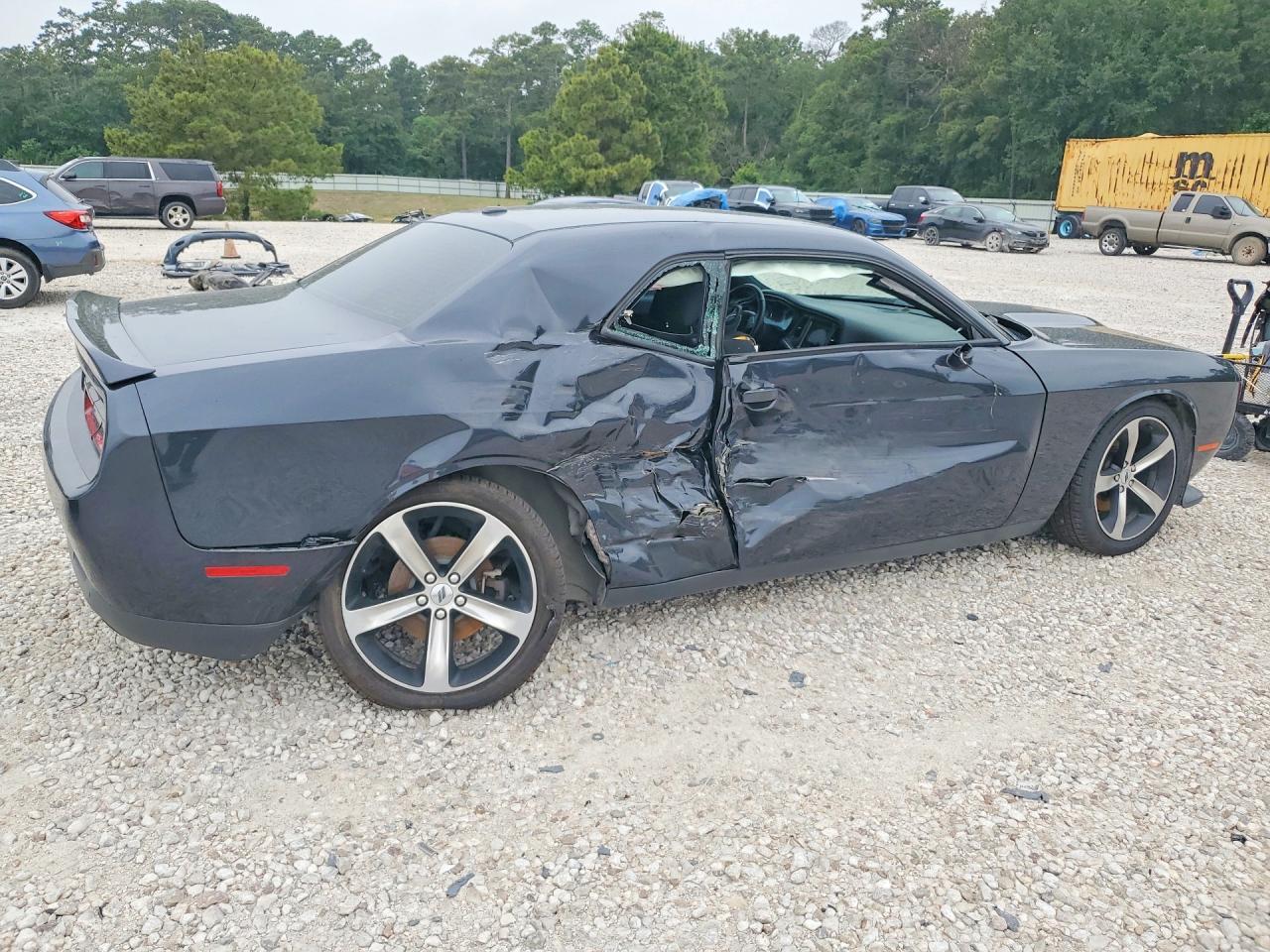 2019 Dodge Challenger R - zdjęcie 3