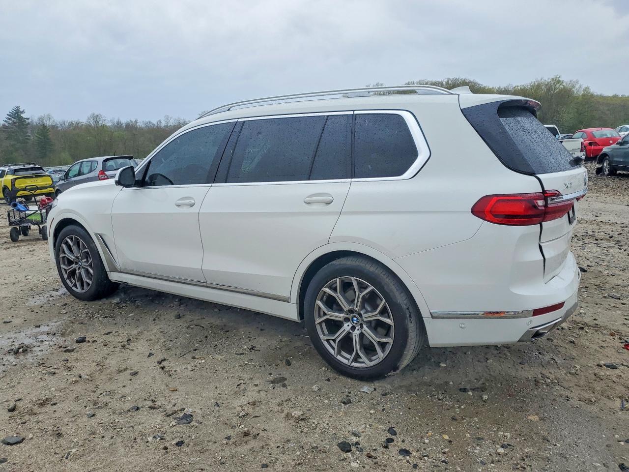 2020 BMW X7 xDrive40I - zdjęcie 2