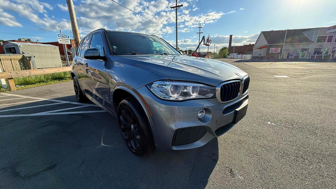2017 BMW X5 xDrive35I - zdjęcie główne