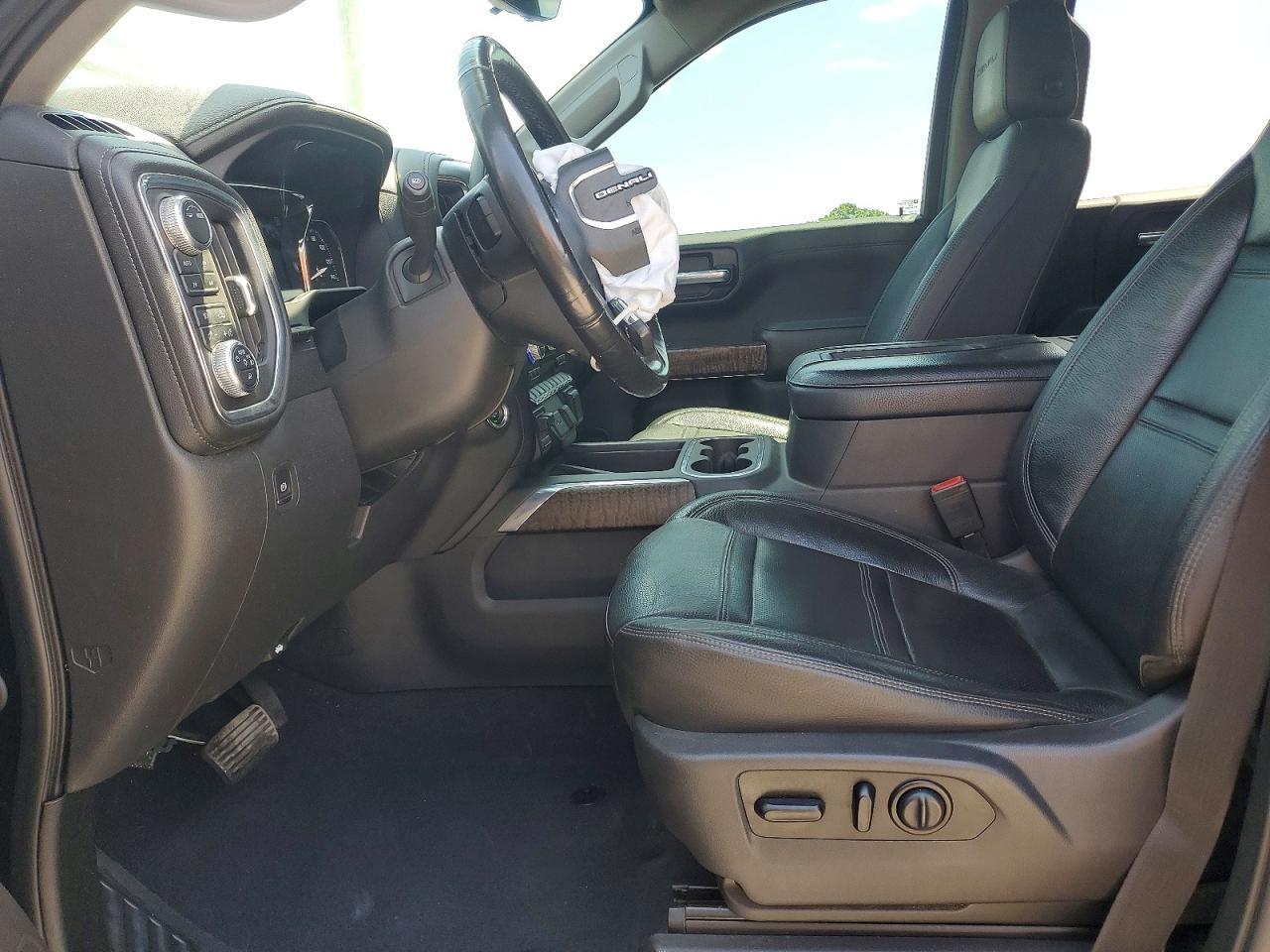 2021 GMC Sierra K1500 Denali - zdjęcie 7