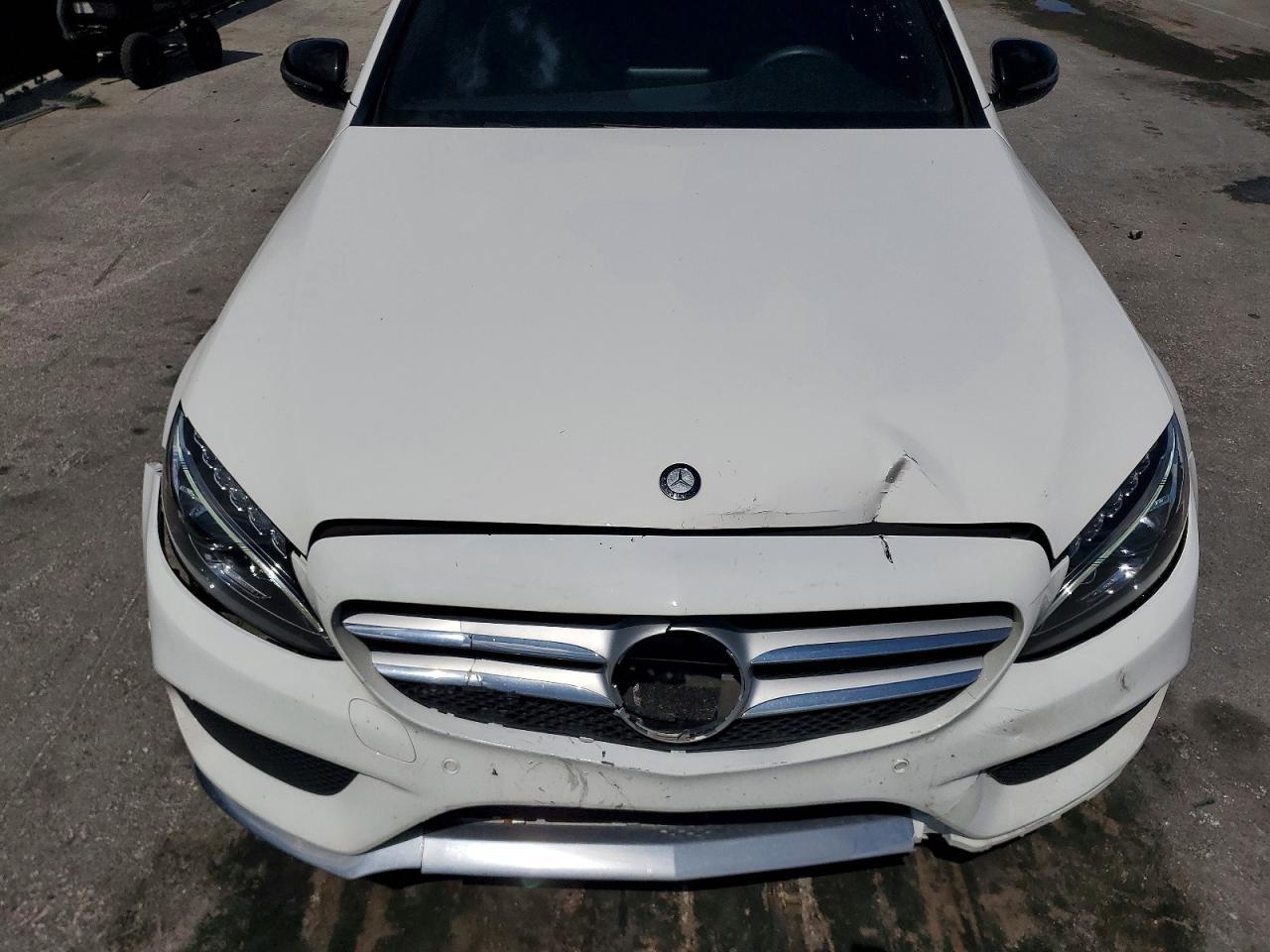 2016 Mercedes-Benz C 300 - zdjęcie 11