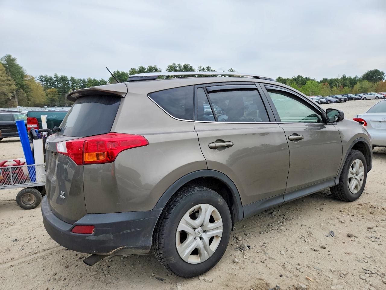 2014 Toyota Rav4 Le - zdjęcie 3