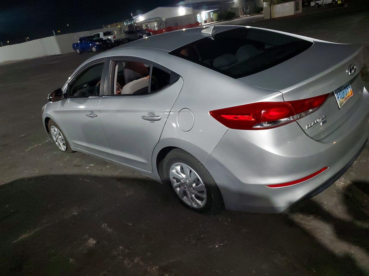 2018 Hyundai Elantra Se - zdjęcie 2