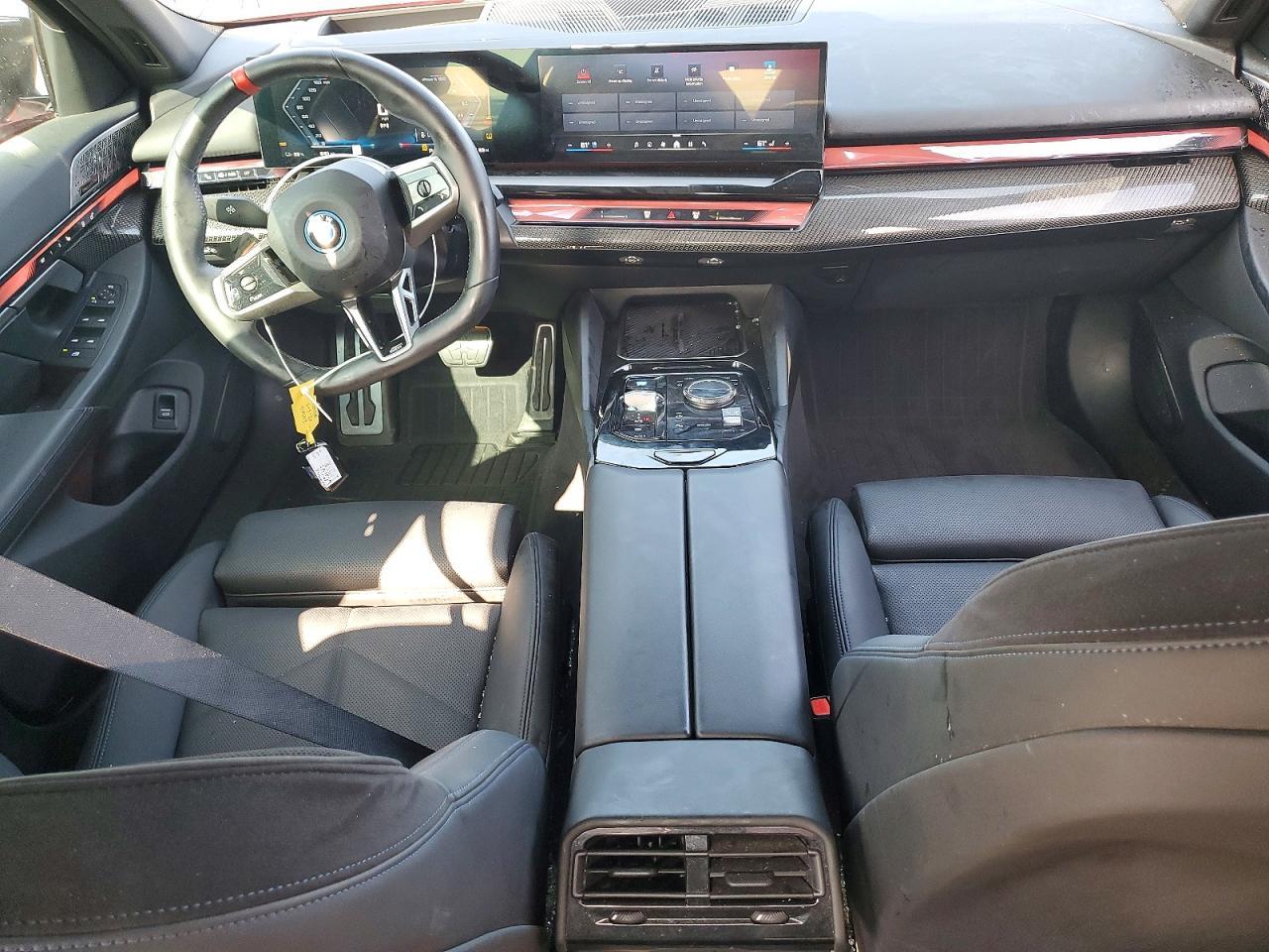 2025 BMW I5 M60 - zdjęcie 8