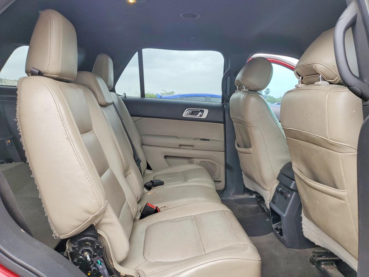 2013 Ford Explorer - zdjęcie 11