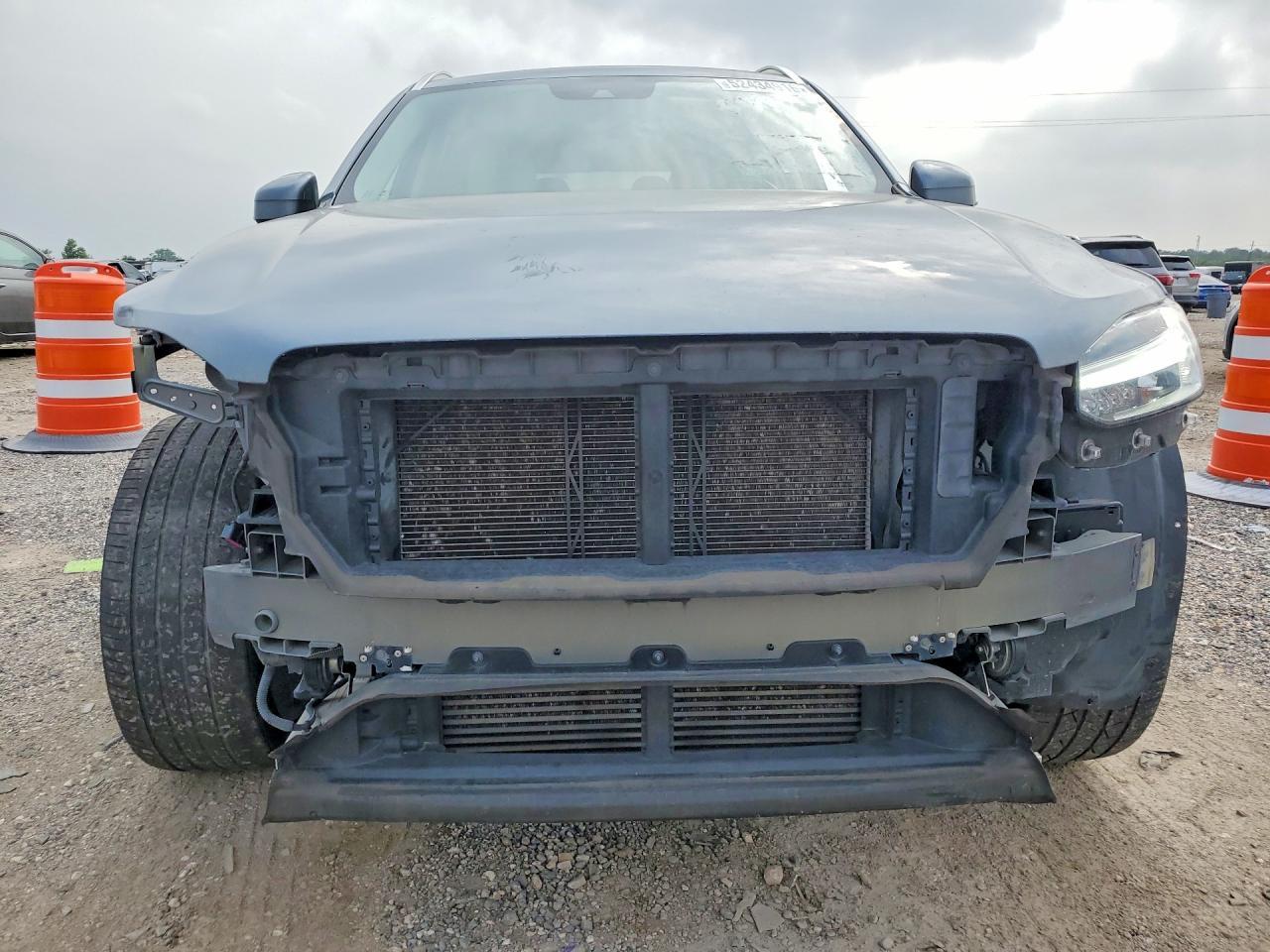 2020 Volvo Xc90 T5 Momentum - zdjęcie 5