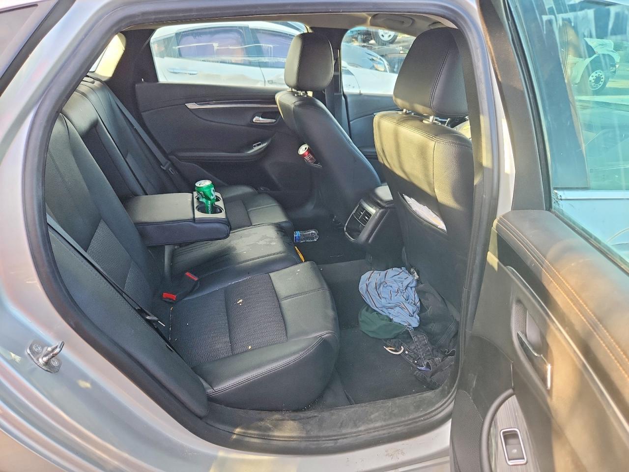 2019 Chevrolet Impala Lt - zdjęcie 11