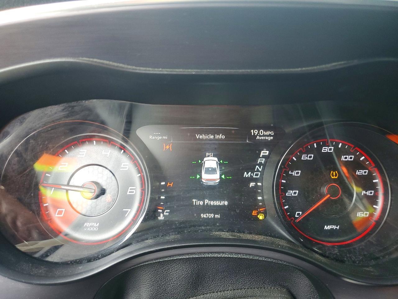 2016 Dodge Charger R - zdjęcie 9