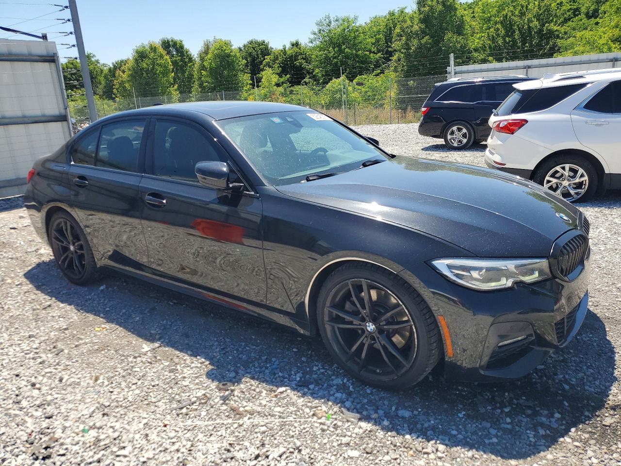 2021 BMW 330I - zdjęcie 4
