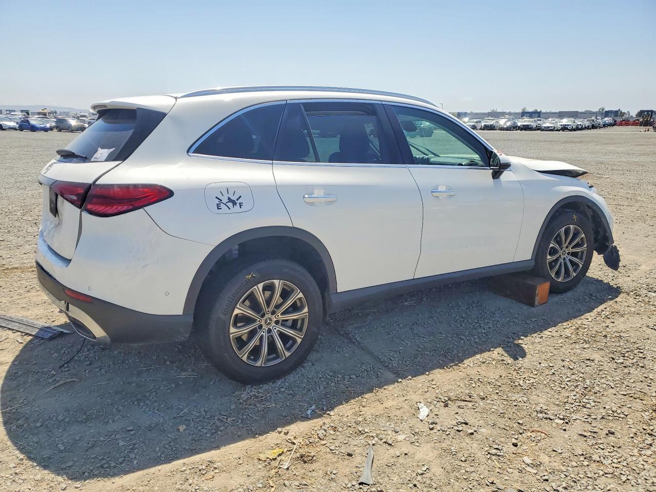 2024 Mercedes-Benz Glc 300 - zdjęcie 3