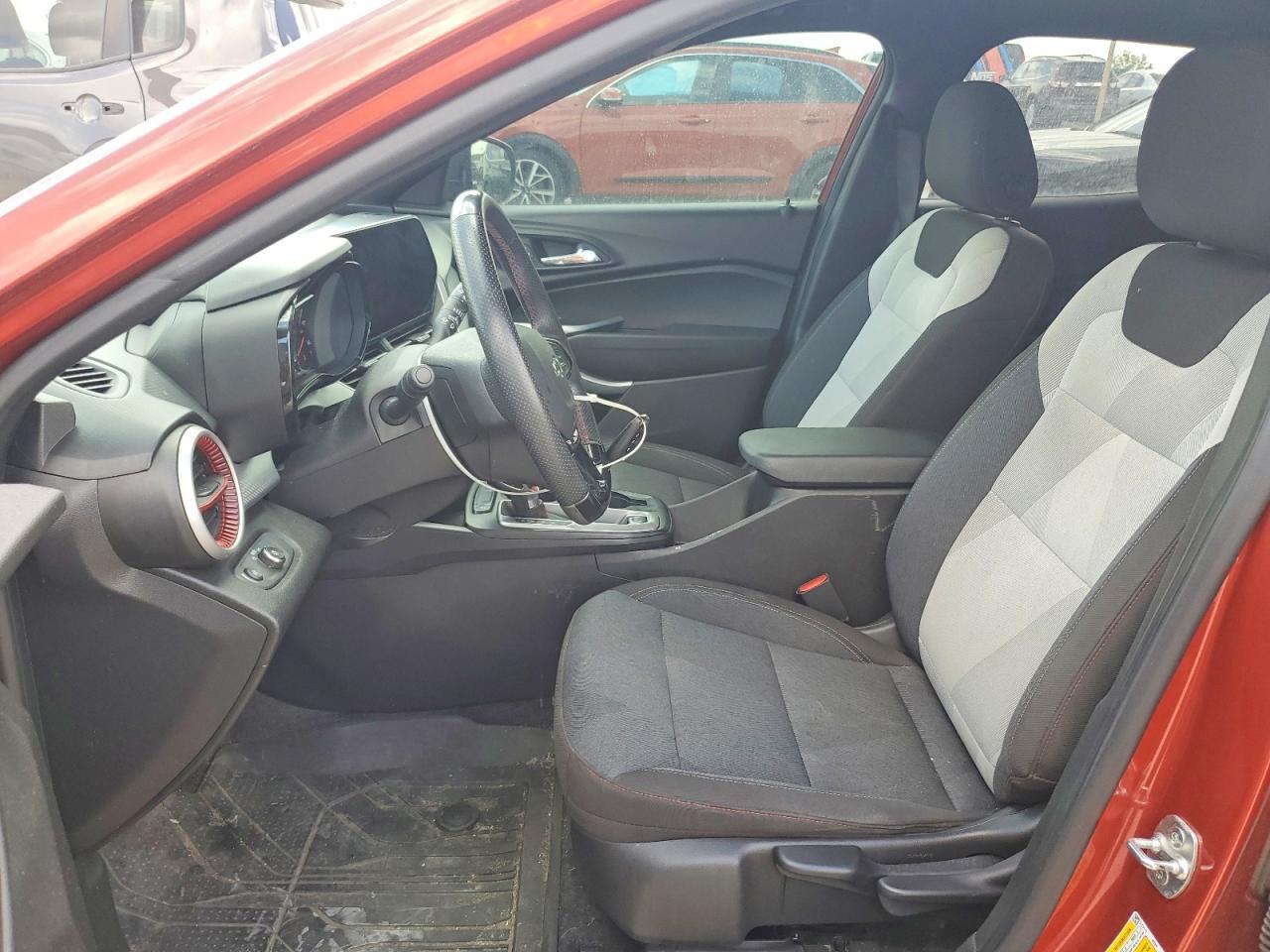 2024 Chevrolet Trax 1Rs - zdjęcie 7