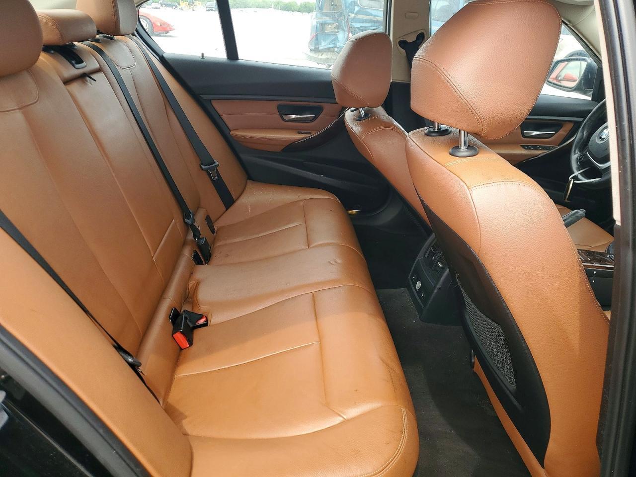 2013 BMW 328 Xi - zdjęcie 10
