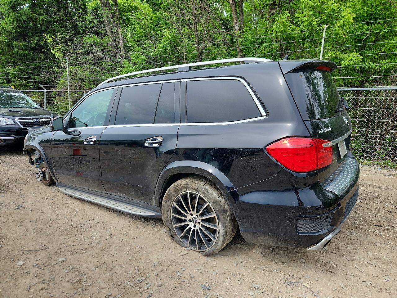 2014 Mercedes-Benz Gl 550 4Matic - zdjęcie 2