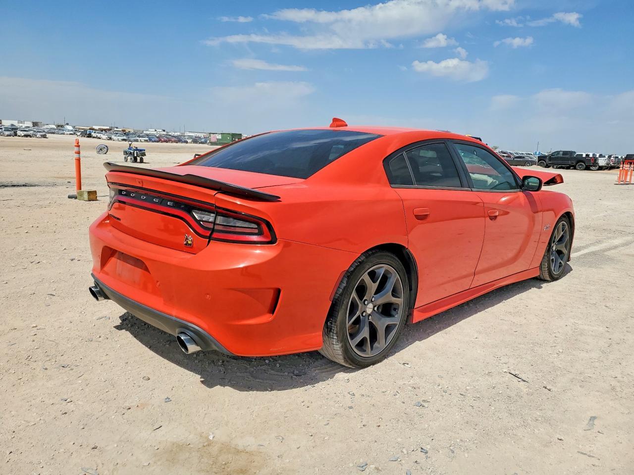 2019 Dodge Charger Scat Pack - zdjęcie 3