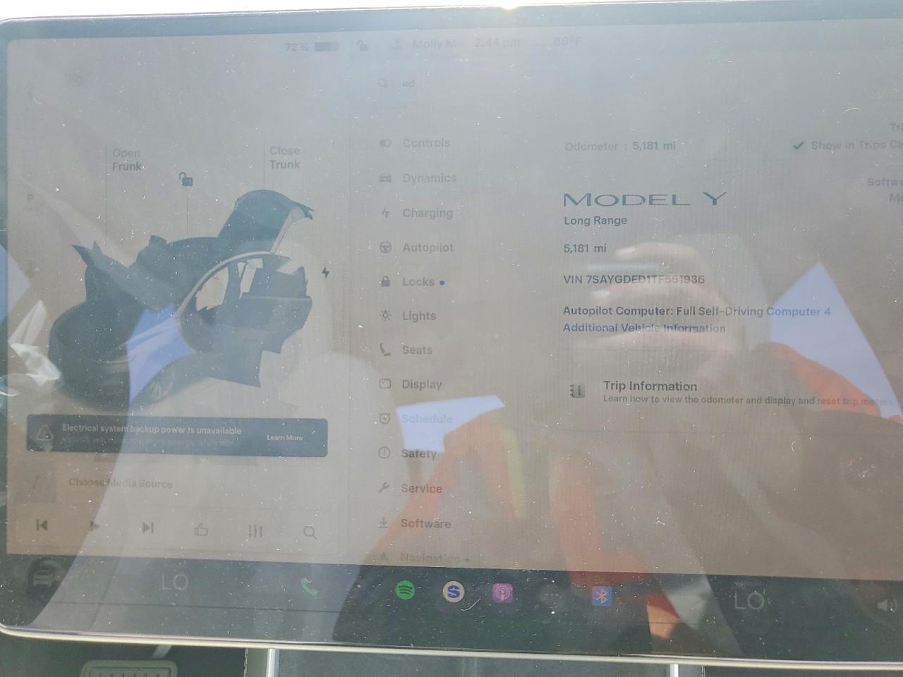 2026 Tesla Model Y - zdjęcie 9