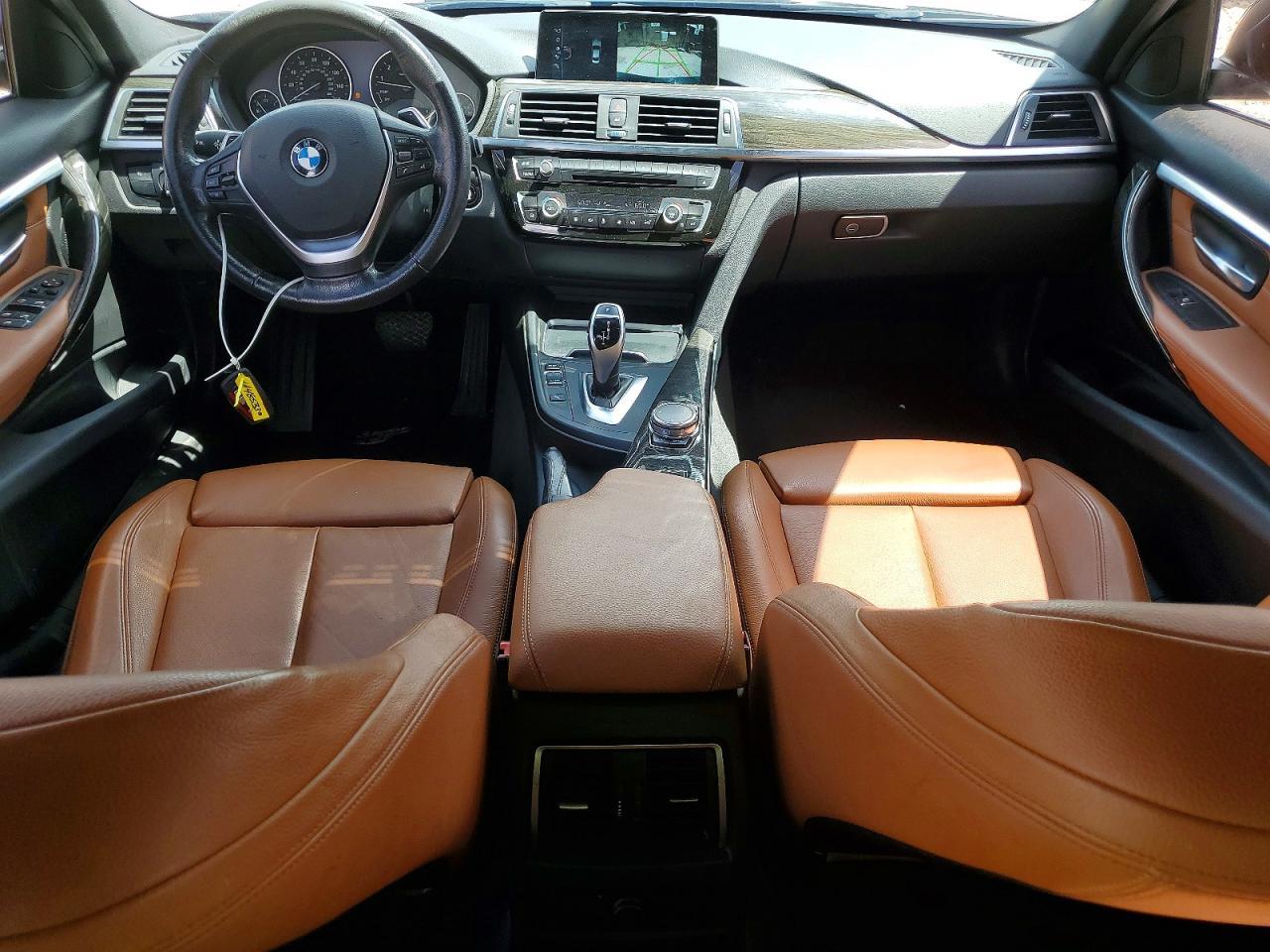 2017 BMW 330 I - zdjęcie 8