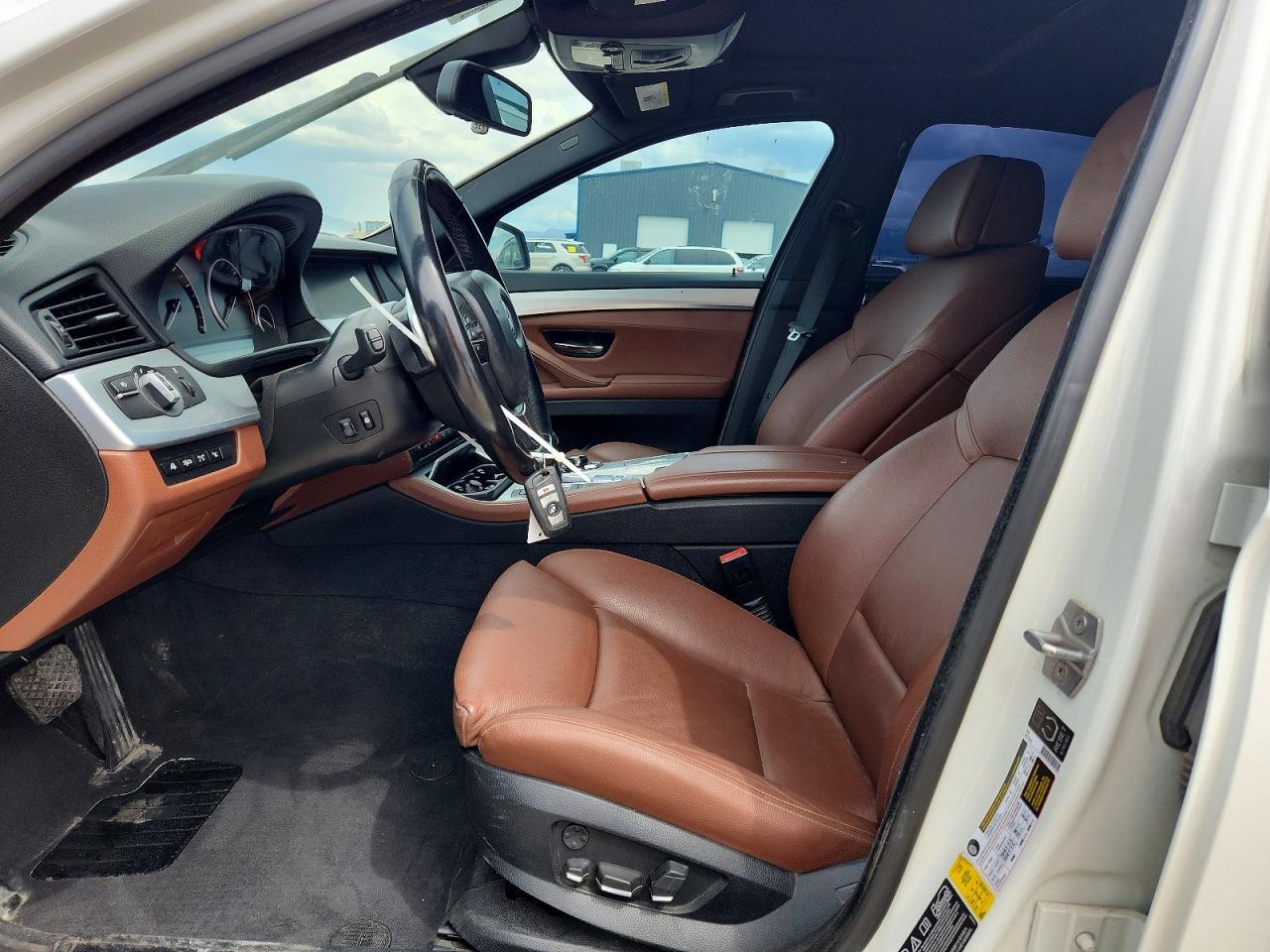 2013 BMW 550 Xi - zdjęcie 7