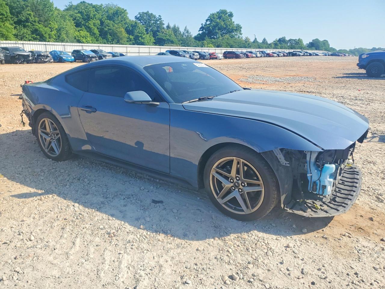 2024 Ford Mustang - zdjęcie 4