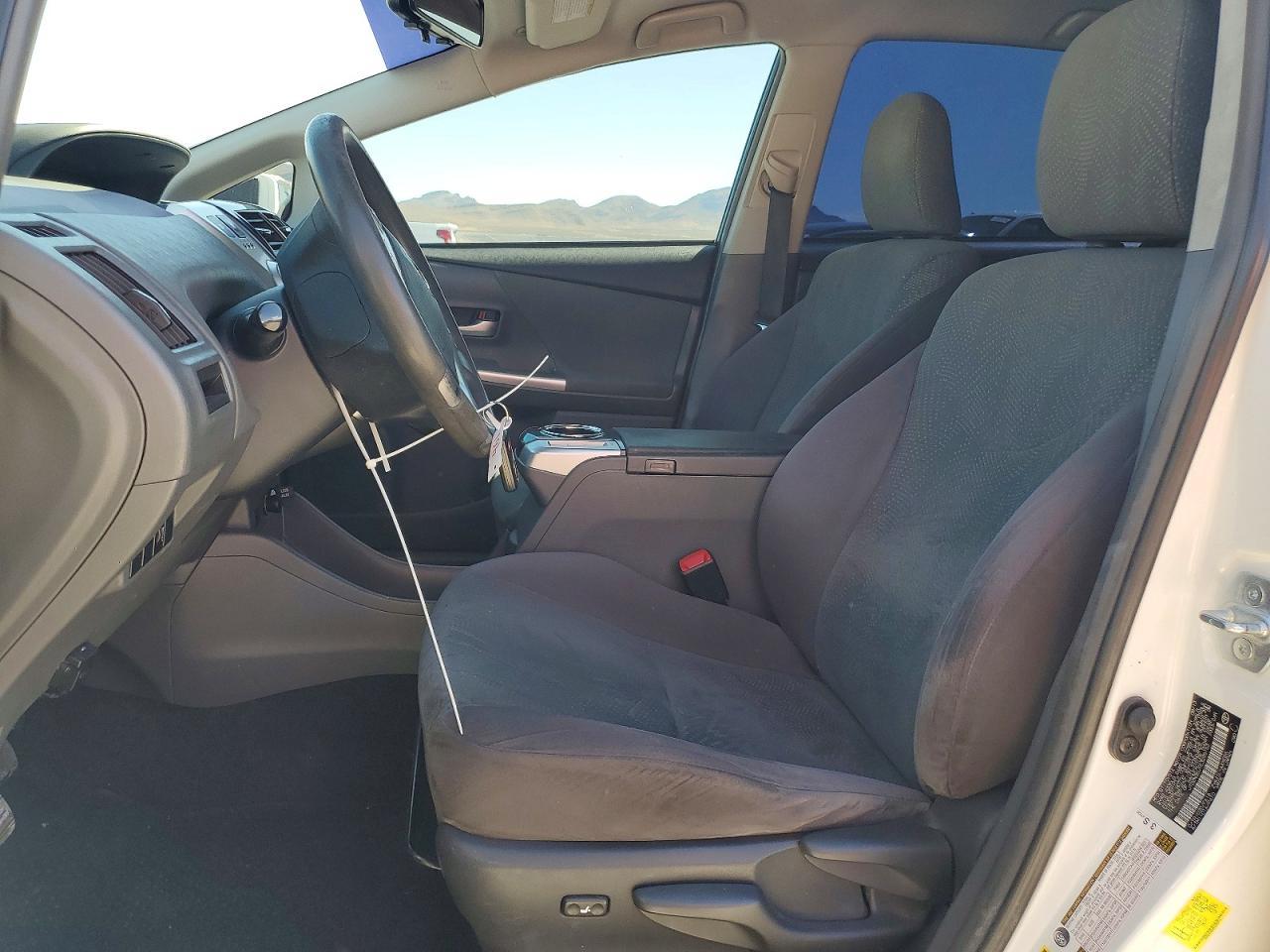 2014 Toyota Prius V Three - zdjęcie 7