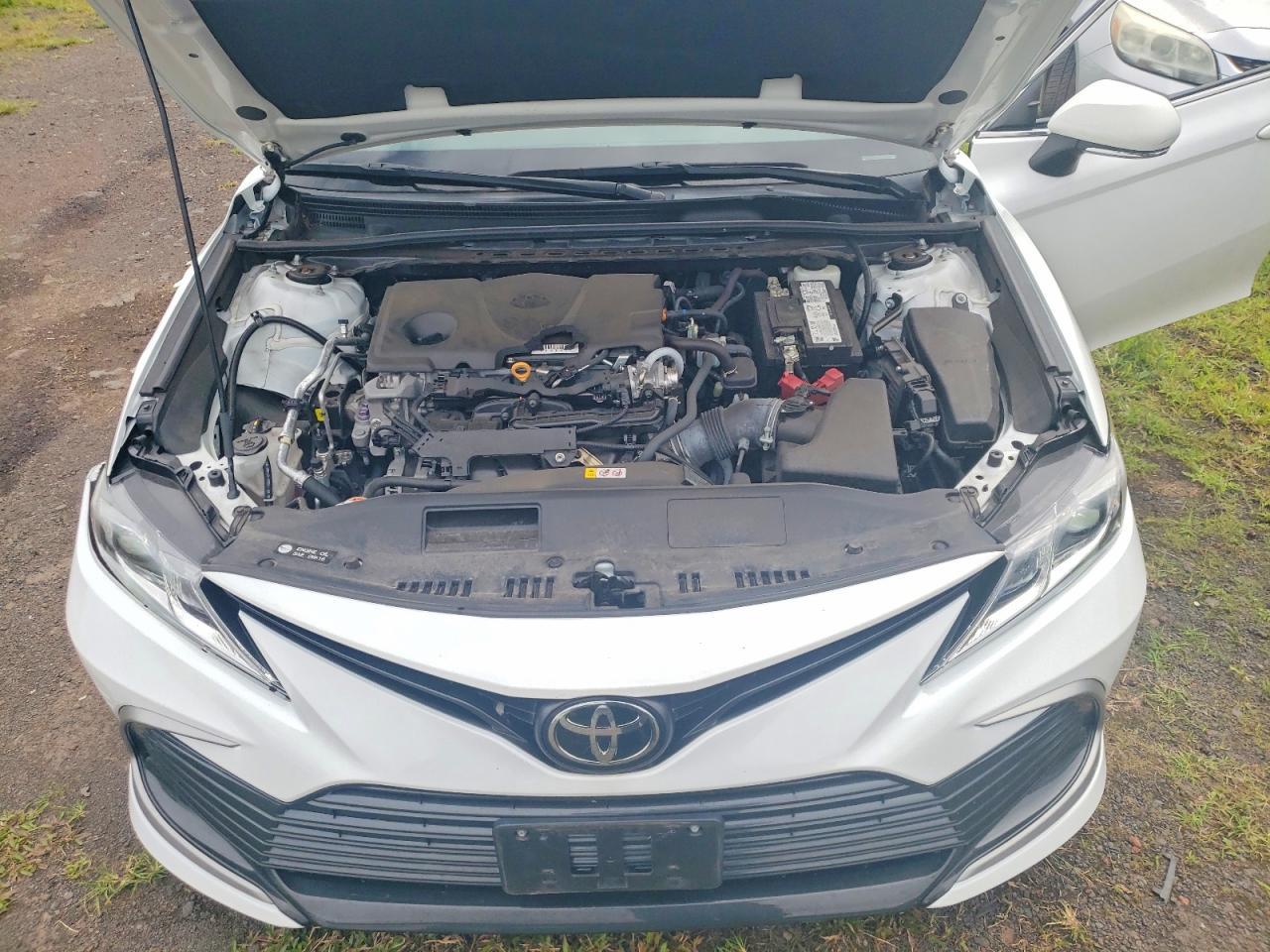 2023 Toyota Camry Le - zdjęcie 11
