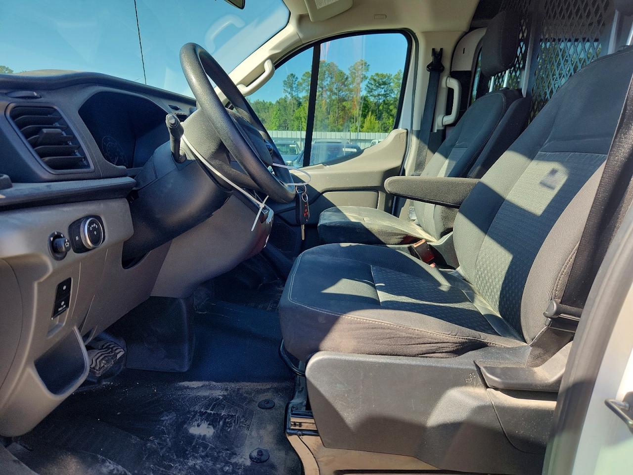 2022 Ford Transit T-250 - zdjęcie 7