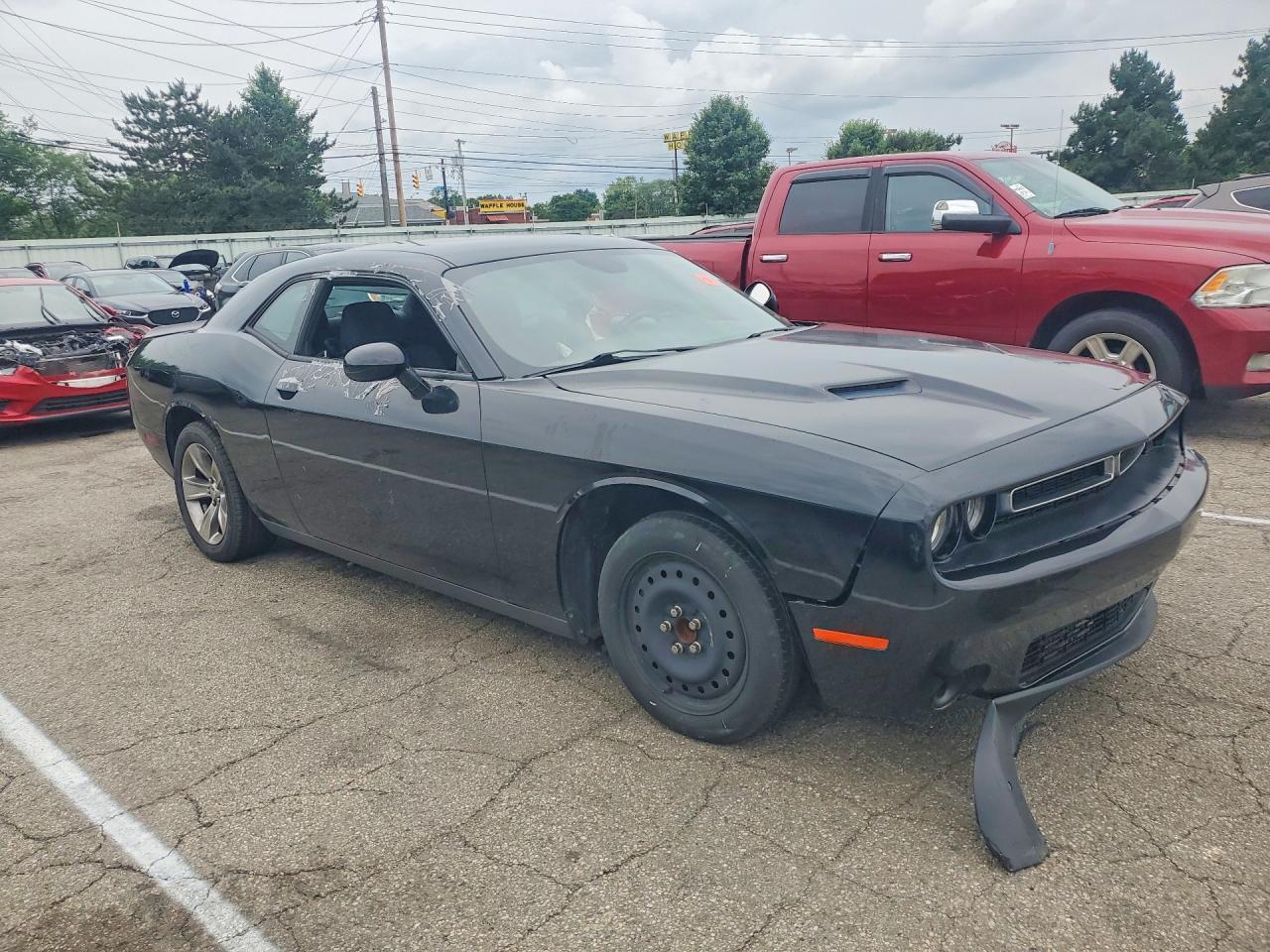 2019 Dodge Challenger Sxt - zdjęcie 4