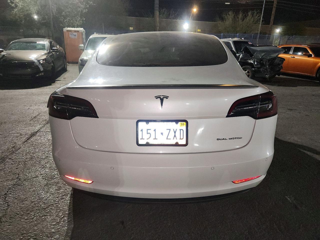 2022 Tesla Model 3 - zdjęcie 6