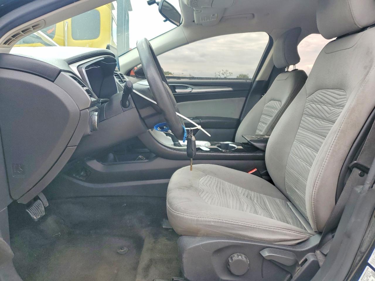 2016 Ford Fusion S Hybrid - zdjęcie 7