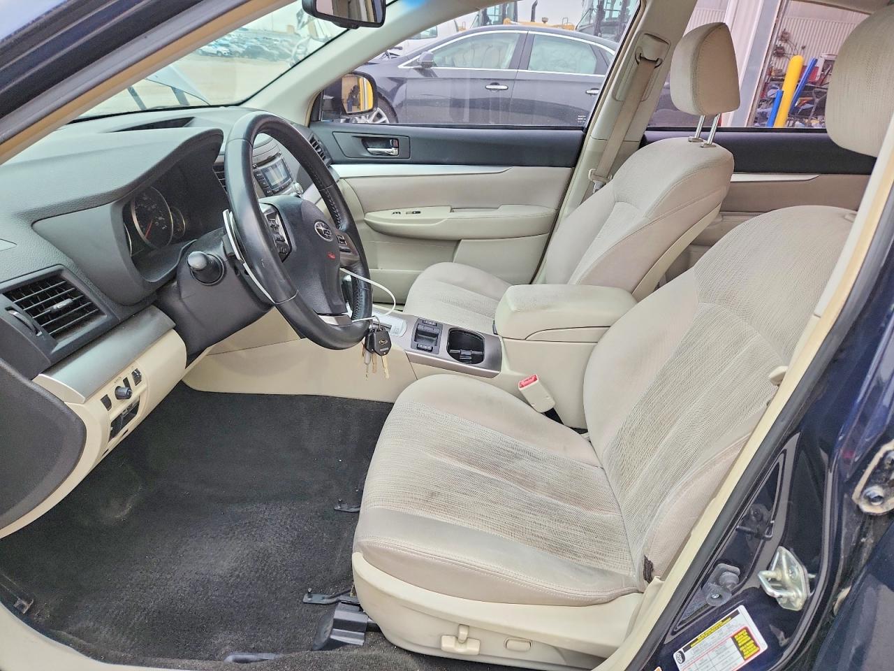 2013 Subaru Legacy 2.5I Premium - zdjęcie 7